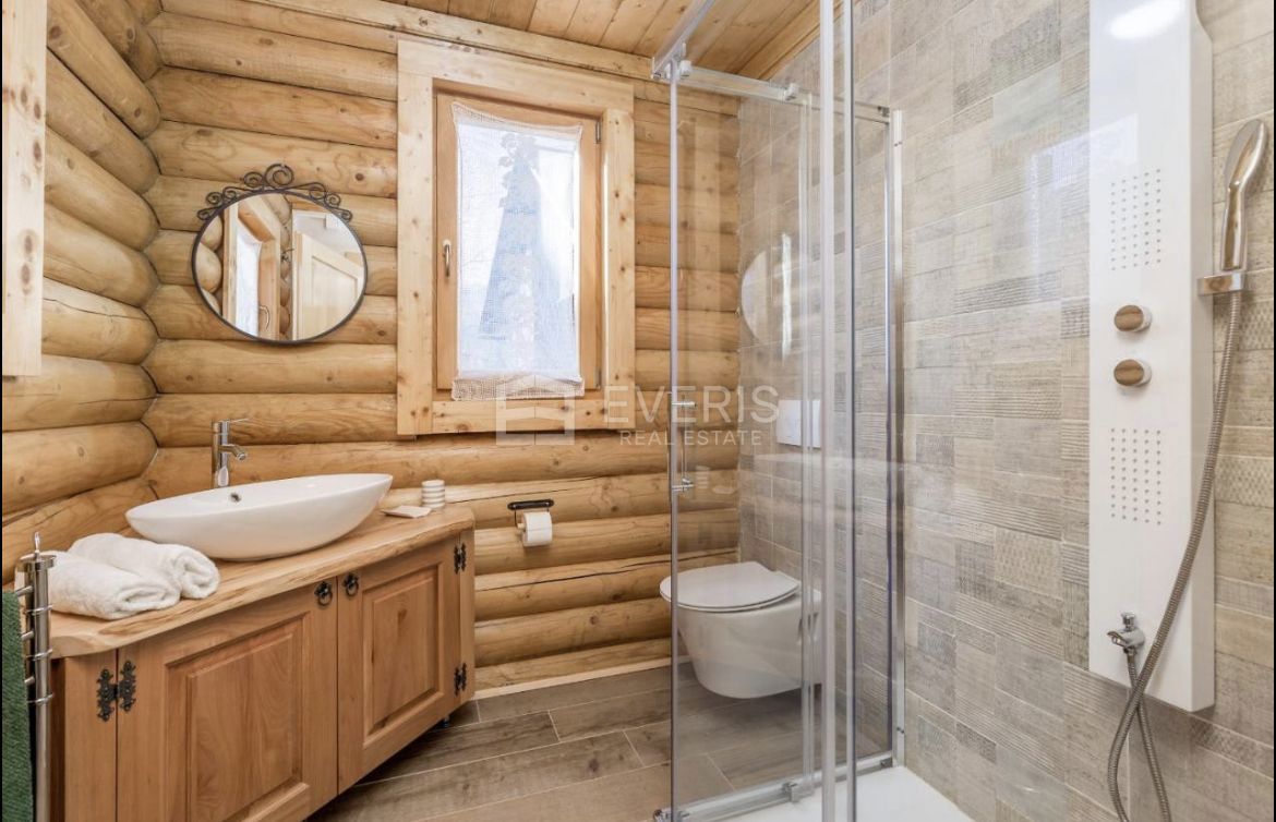 Gornji Turni, Delnice, 207m2