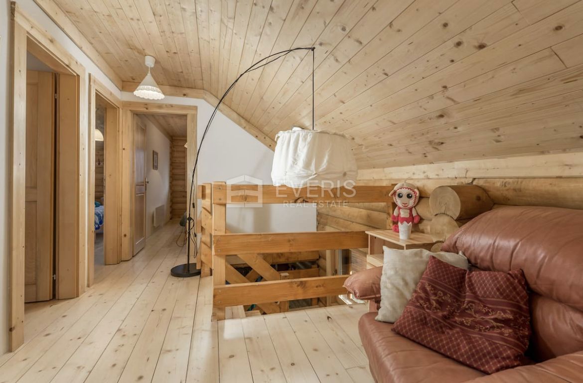 Gornji Turni, Delnice, 207m2