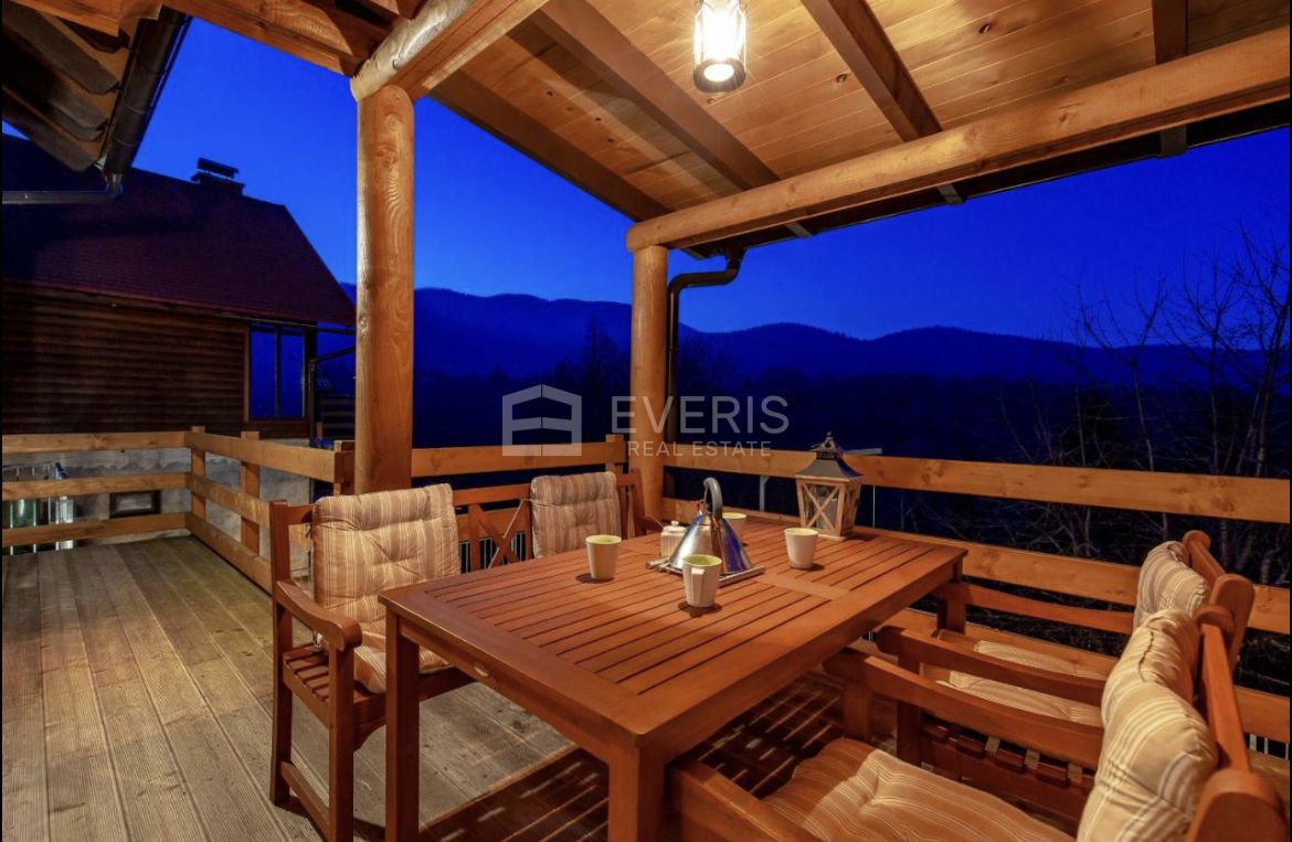 Gornji Turni, Delnice, 207m2