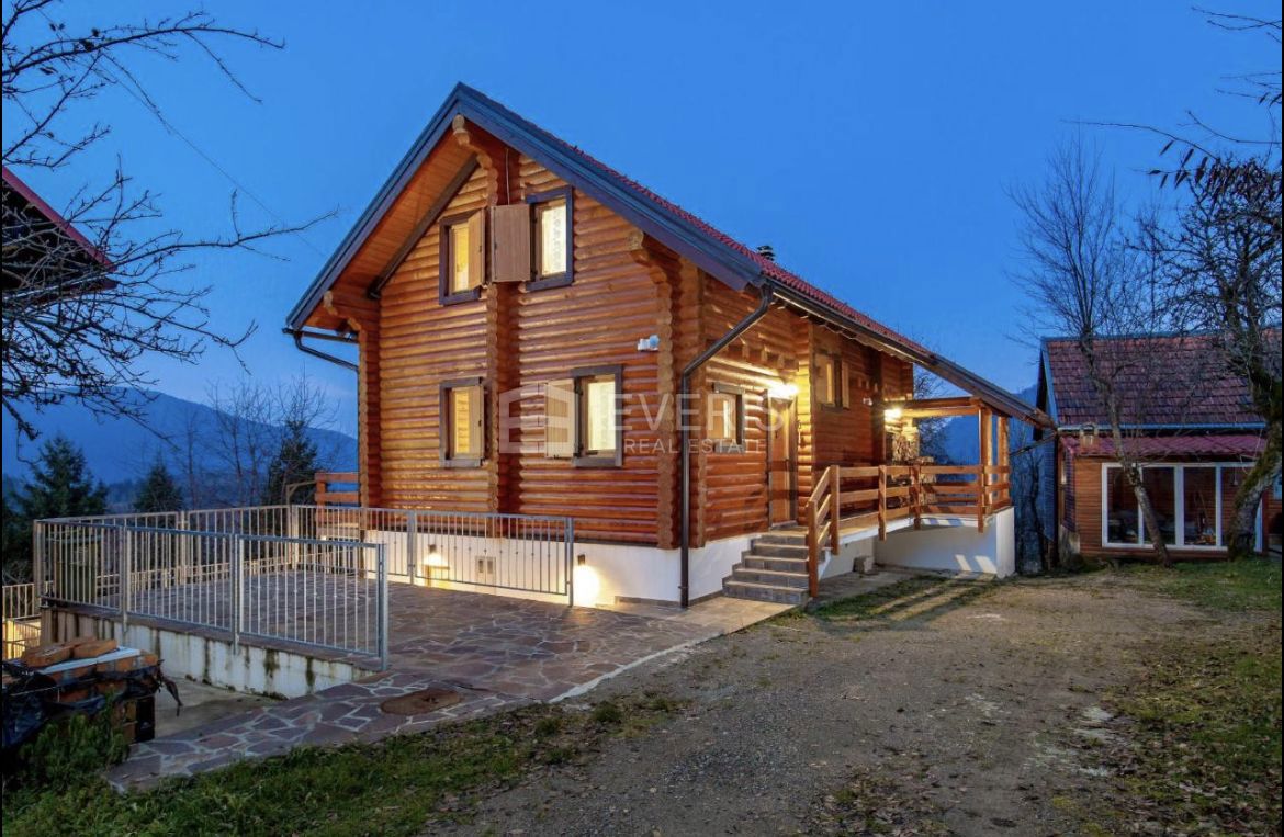 Gornji Turni, Delnice, 207m2