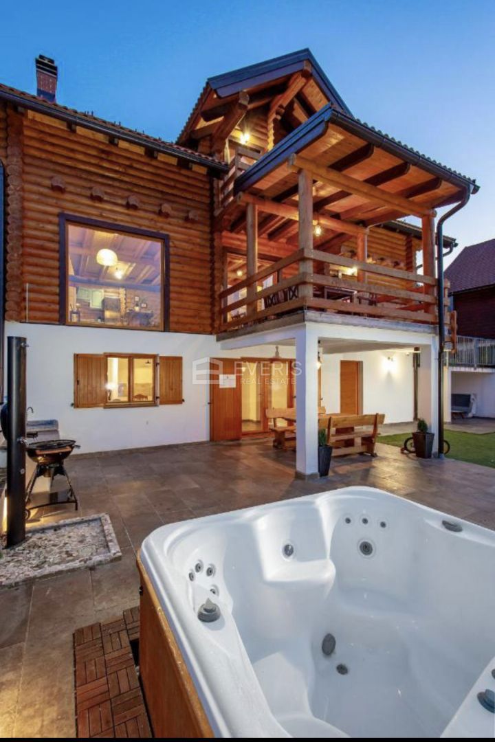 Gornji Turni, Delnice, 207m2