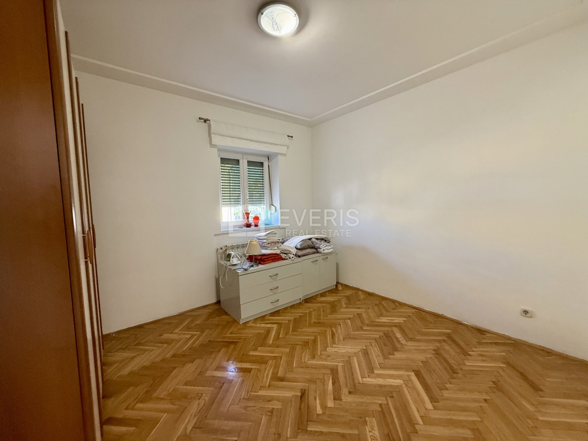 Marinići, Viškovo, 250m2