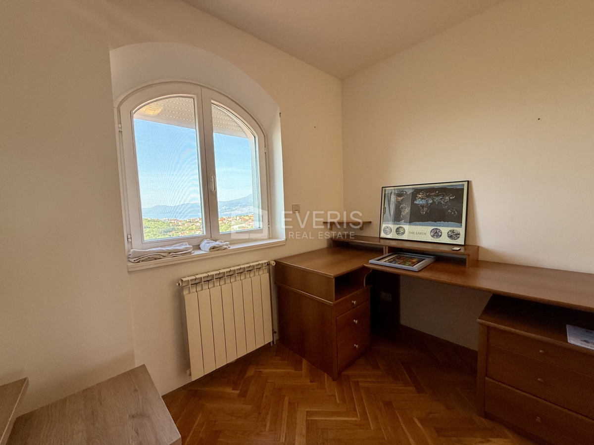 Marinići, Viškovo, 250m2