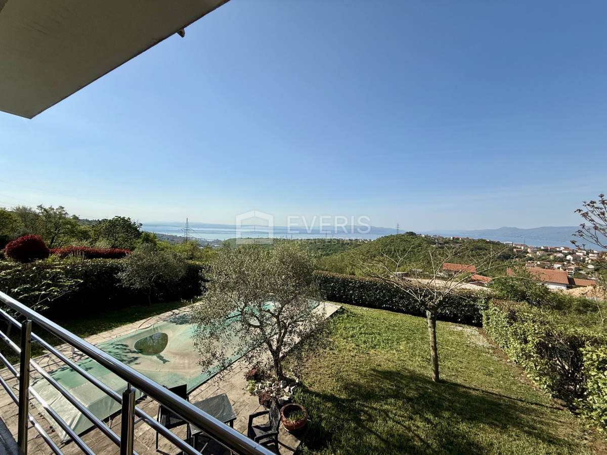 Marinići, Viškovo, 250m2