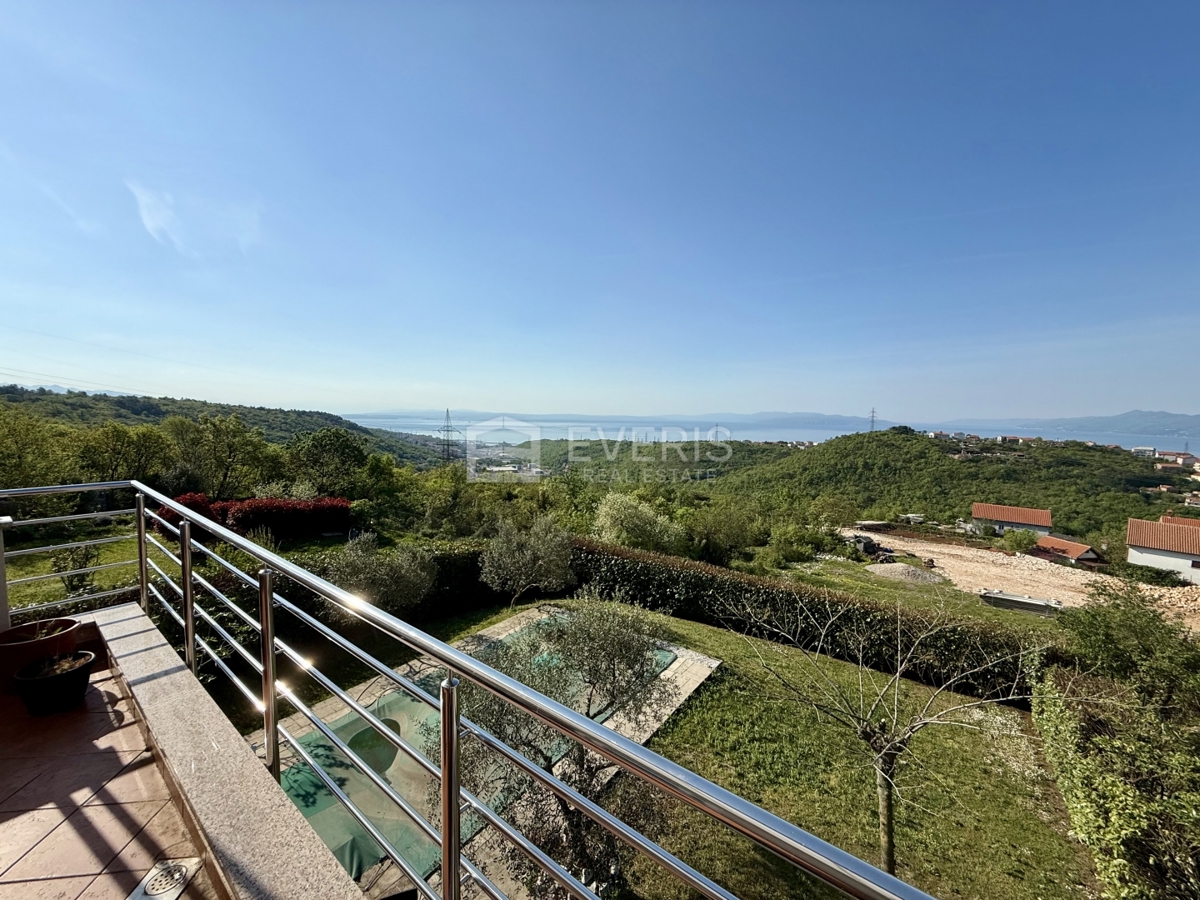 Marinići, Viškovo, 250m2