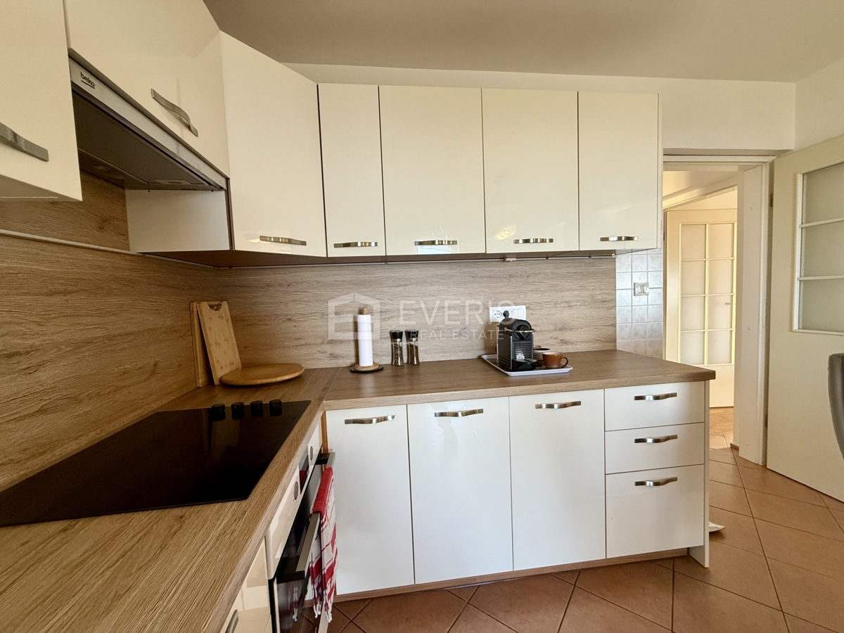 Marinići, Viškovo, 250m2