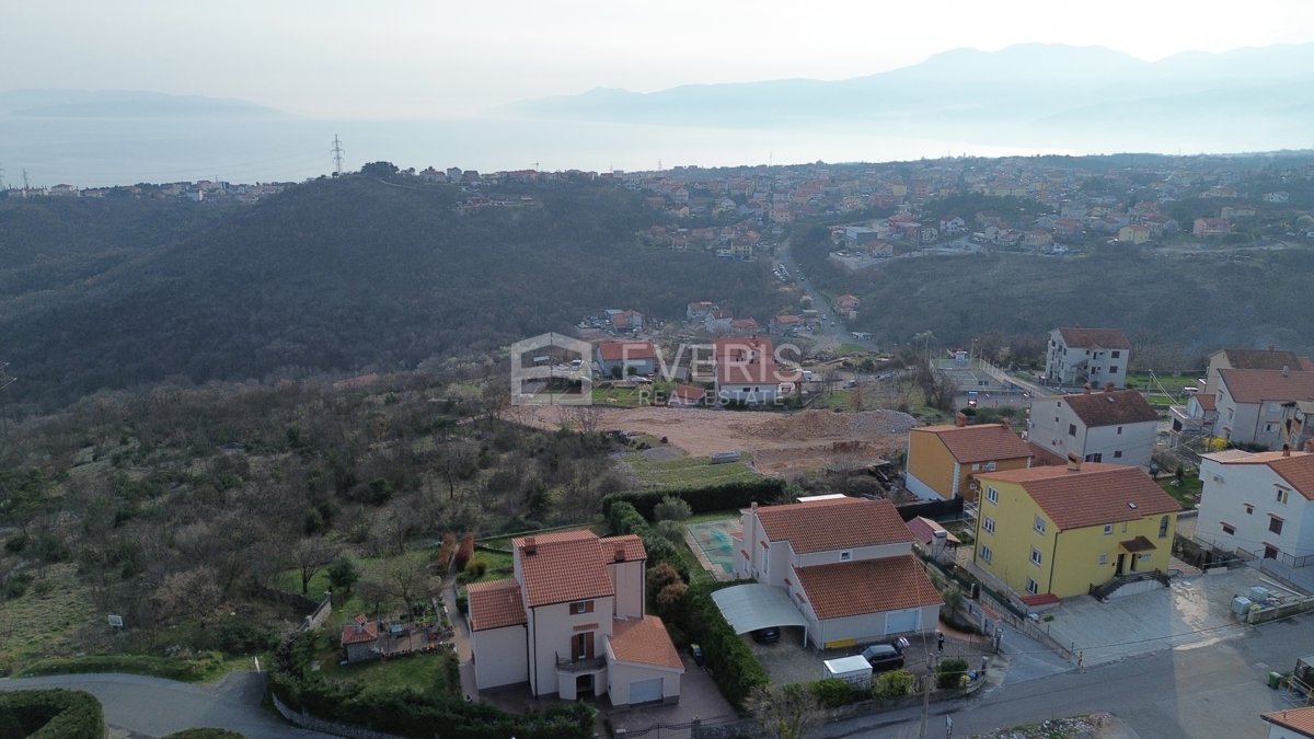 Marinići, Viškovo, 250m2