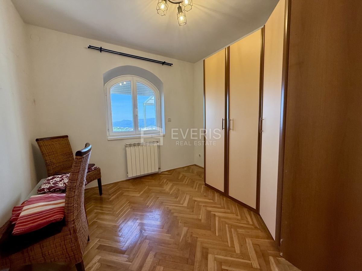 Marinići, Viškovo, 250m2