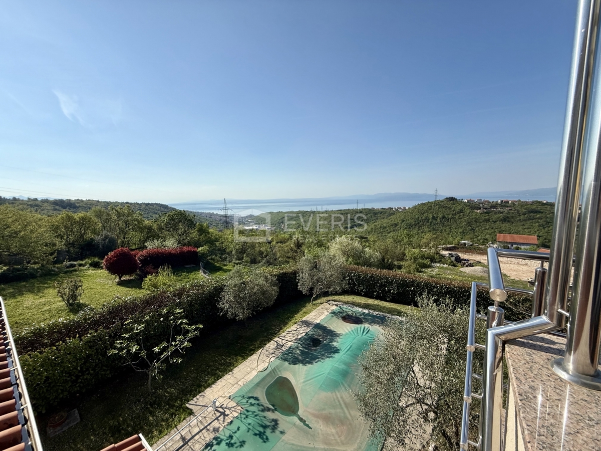 Marinići, Viškovo, 250m2