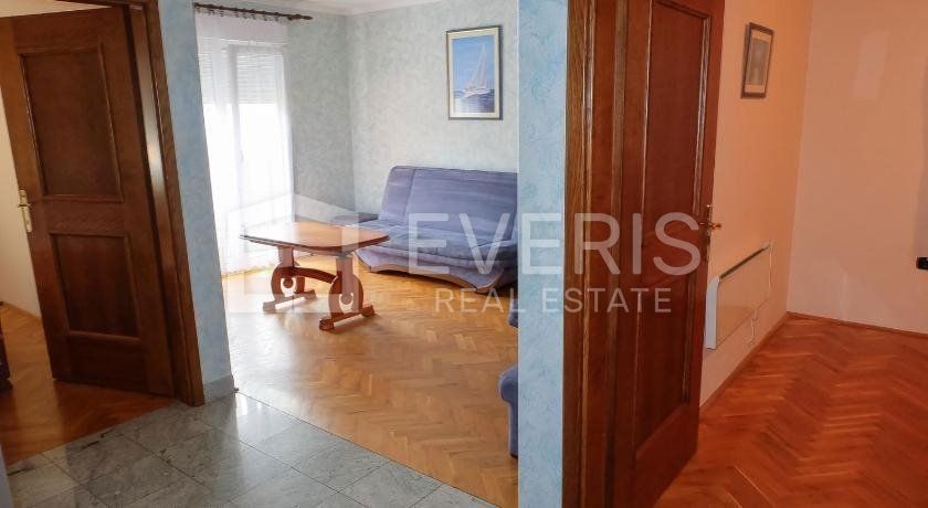 Opatija - Centar, Opatija, 883m2