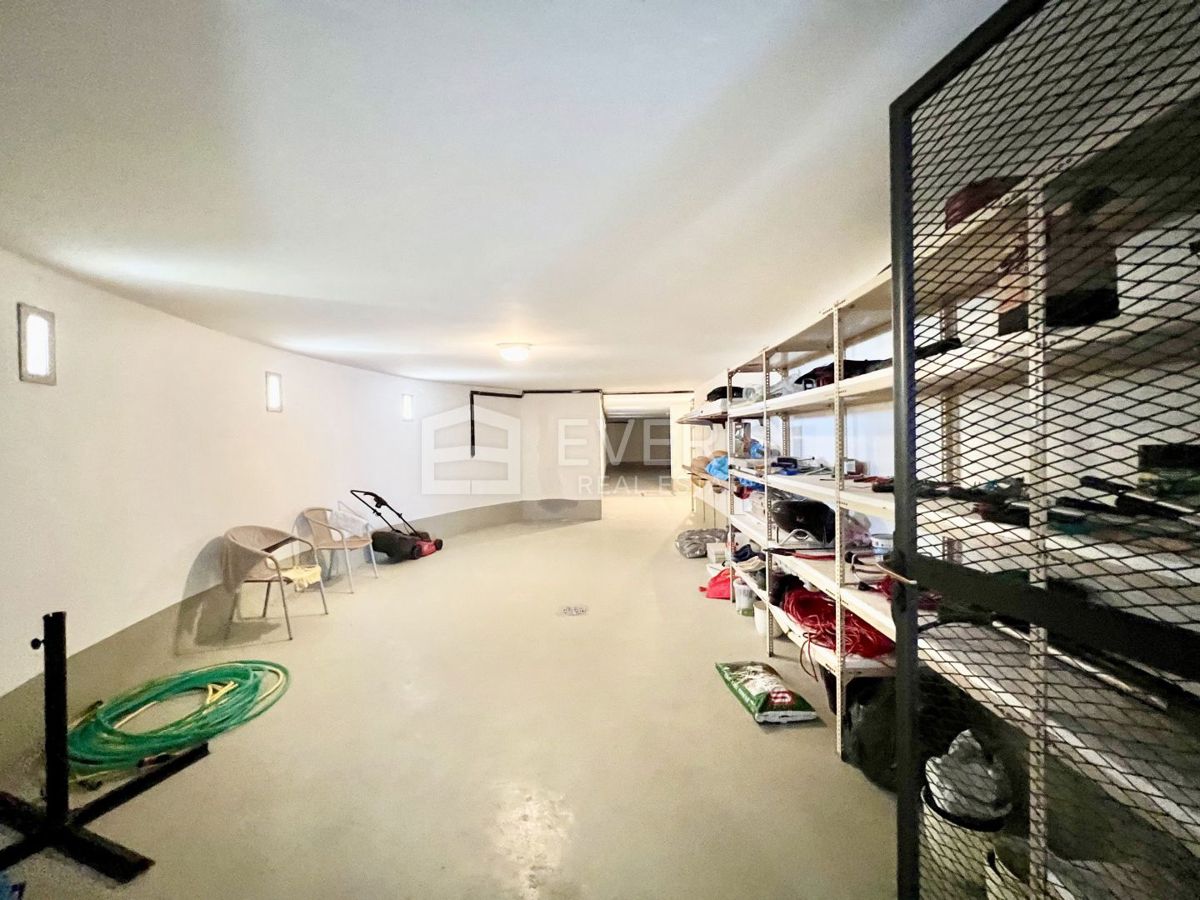 Ičići, Opatija - Okolica, 500m2