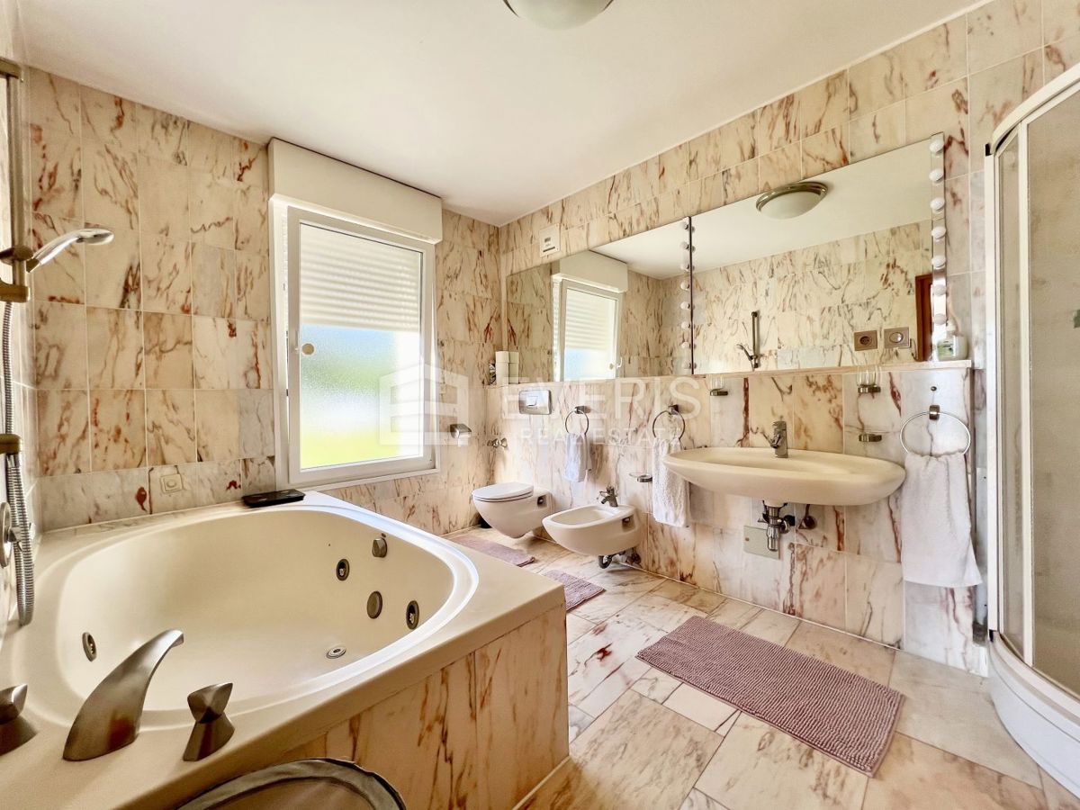 Ičići, Opatija - Okolica, 500m2