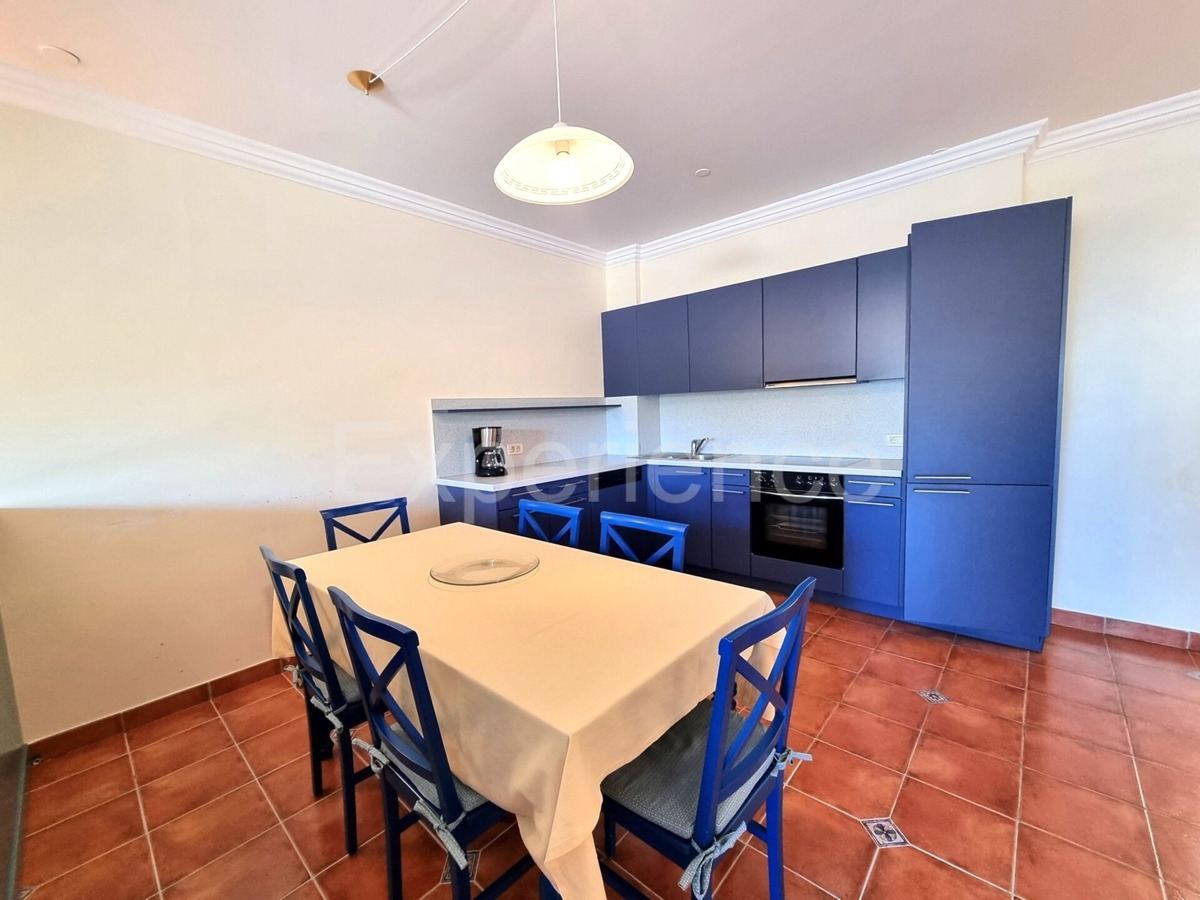 POSIZIONE ESCLUSIVA! Crveni vrh - appartamento con spaziosa terrazza, VISTA MARE!