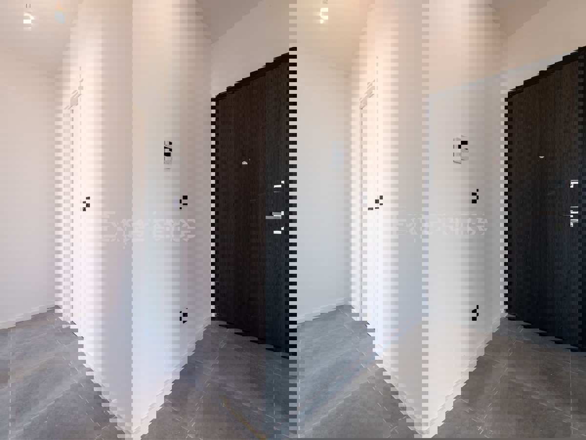 ISTRIA, Umago - appartamento al piano terra con giardino!