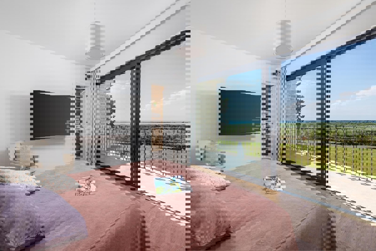 POSIZIONE ESCLUSIVA - lussuosa villa (400 m²) con VISTA MARE aperta!