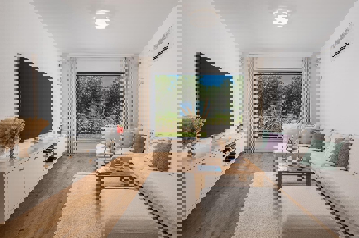 POSIZIONE ESCLUSIVA - lussuosa villa (400 m²) con VISTA MARE aperta!