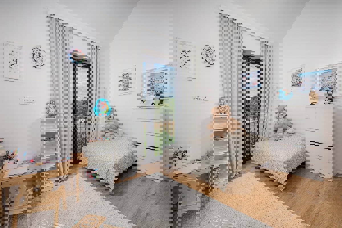 POSIZIONE ESCLUSIVA - lussuosa villa (400 m²) con VISTA MARE aperta!