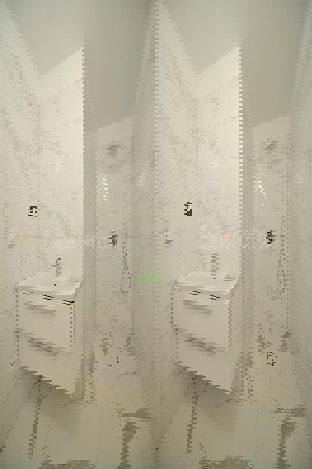 ISTRIA, zona Parenzo – appartamento in un nuovo edificio (54,28 m²), 2. piano