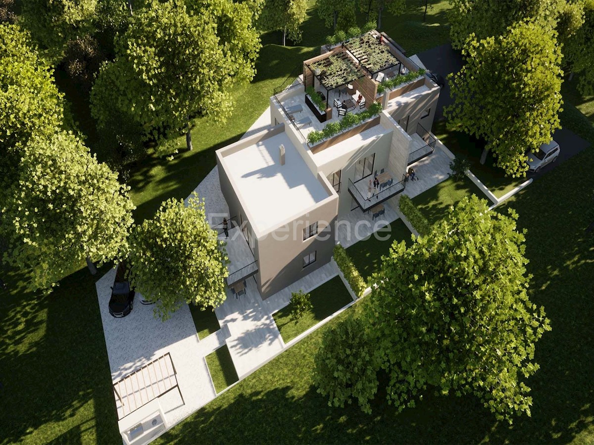 Parenzo, appartamento esclusivo, 2 camere, terrazza, 5 km mare