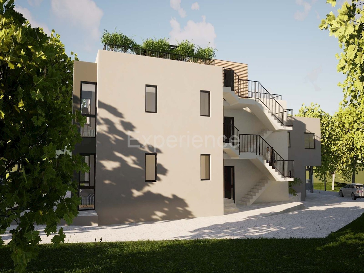 Parenzo, appartamento esclusivo, 2 camere, terrazza, 5 km mare