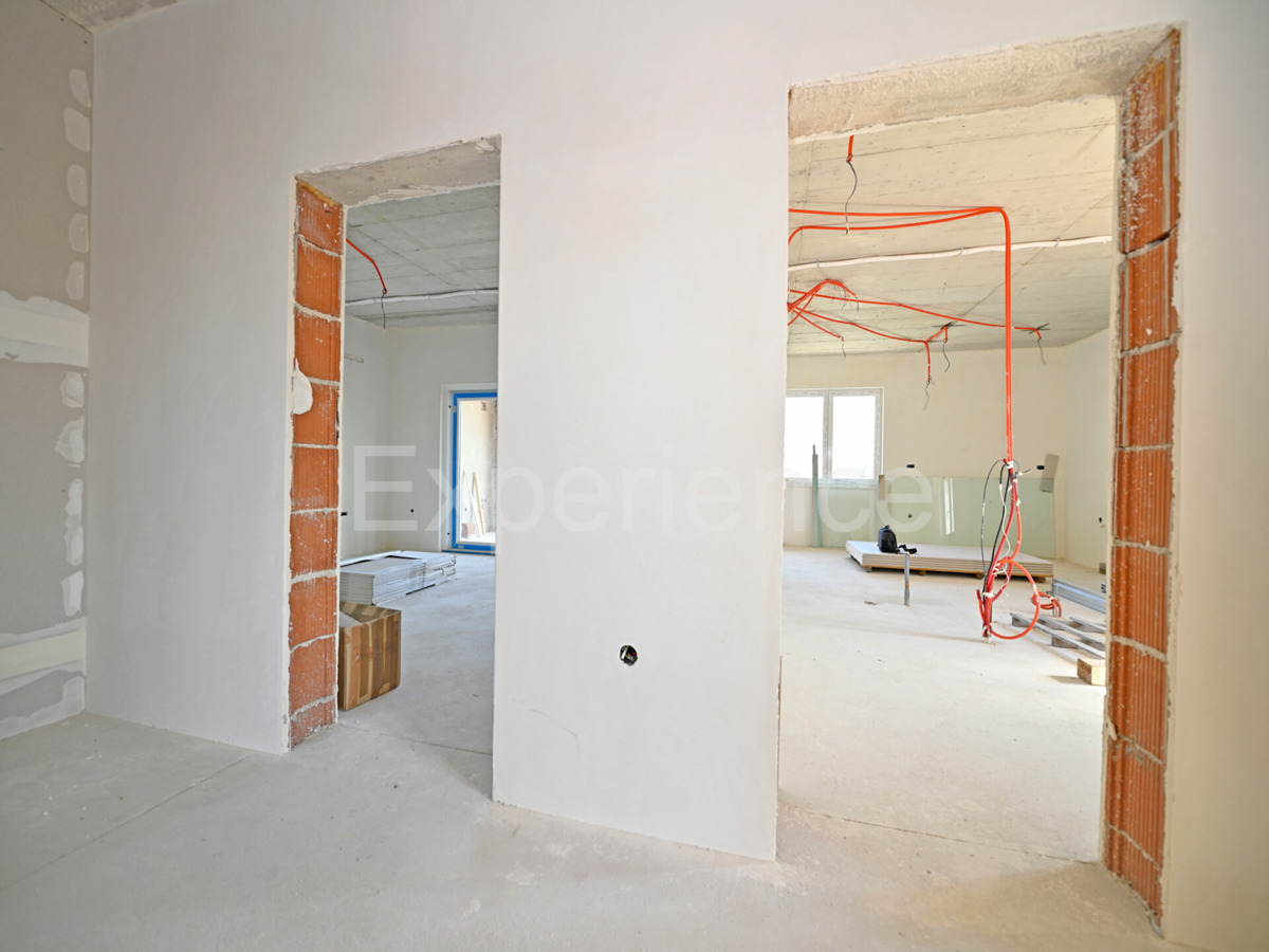 ISTRIA, Parenzo - 600 m dalla spiaggia, appartamento con 3 camere da letto in un nuovo edificio!