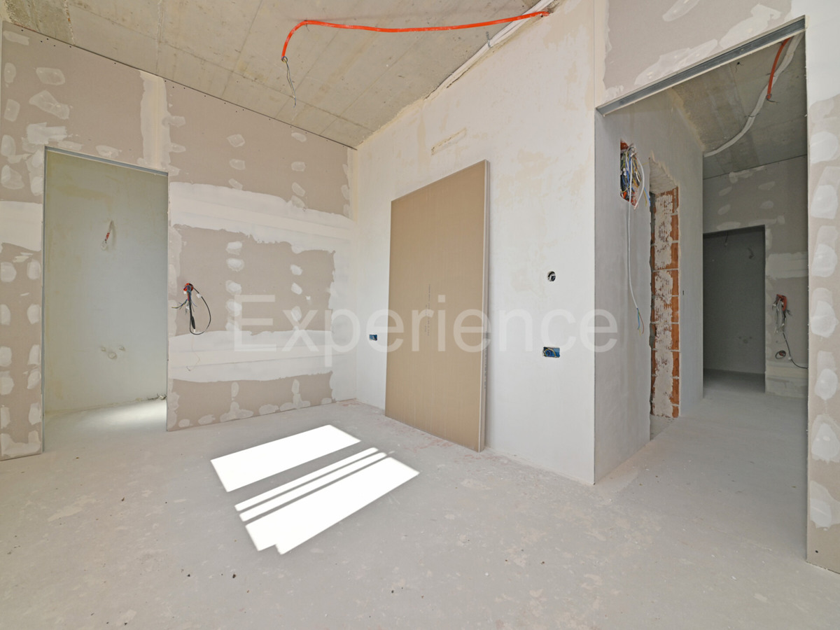 ISTRIA, Parenzo - 600 m dalla spiaggia, appartamento con 3 camere da letto in un nuovo edificio!