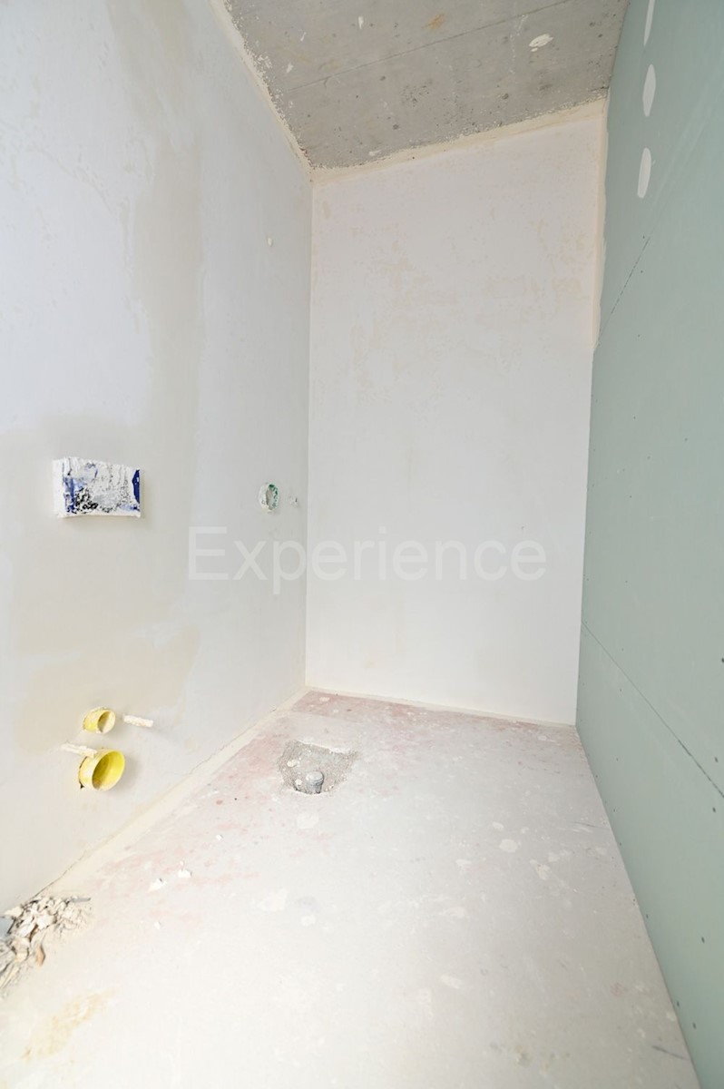 ISTRIA, Parenzo - 600 m dalla spiaggia, appartamento con 3 camere da letto in un nuovo edificio!