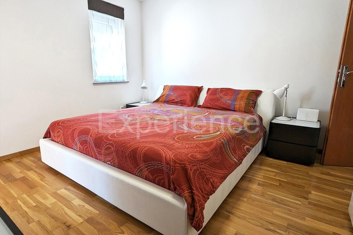 Trilocale arredato a 300 m dal mare con terrazza e garage