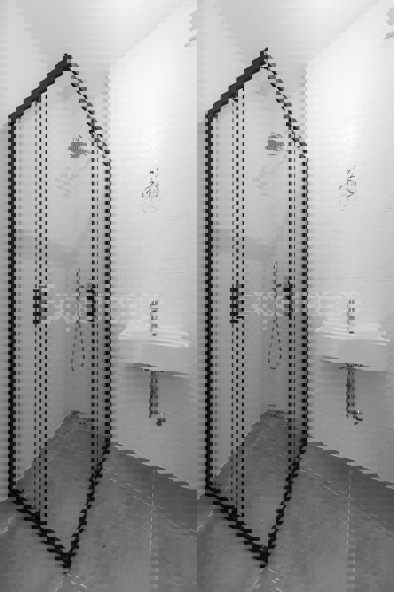 ISTRIA, Umago - appartamento con ampio balcone (10,22 m²), 1. piano, ASCENSORE!