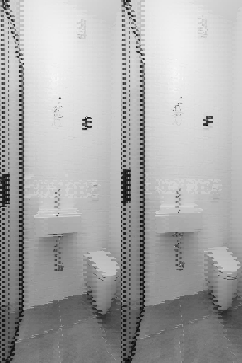 ISTRIA, Umago - appartamento con ampio balcone (10,22 m²), 1. piano, ASCENSORE!