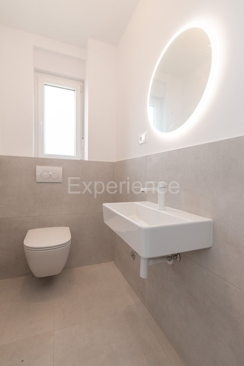 Vicino a Parenzo - a circa 1.8 km dal mare, appartamento con GIARDINO!