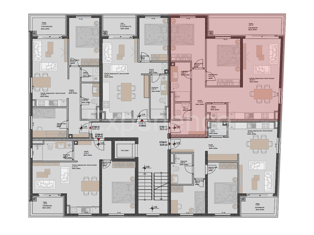ISTRIA, Parenzo – cca. 1.300 m dal mare, appartamento al 1. piano dell'edificio, ASCENSORE