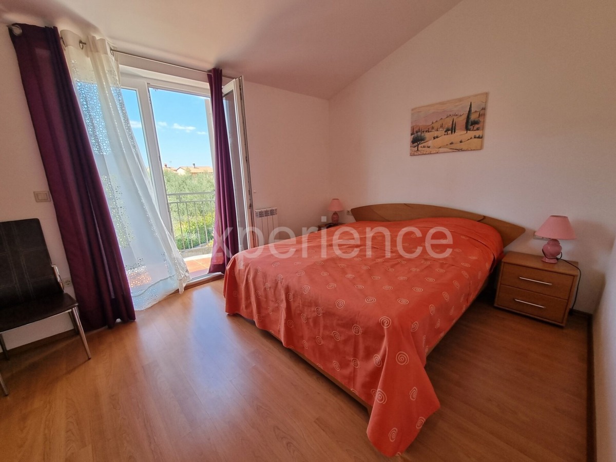 ISTRIA, vicino a Parenzo - a 2 km dal mare, attraente CASA CON GIARDINO!