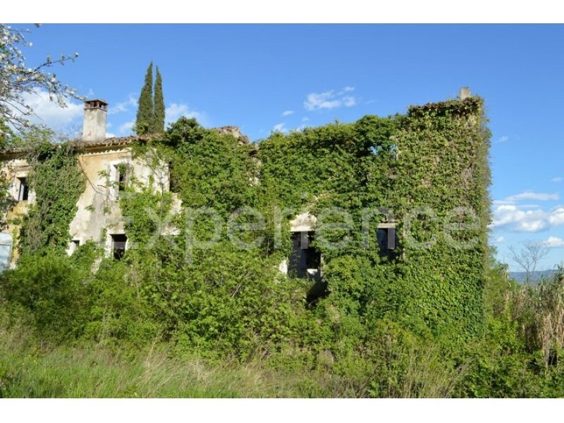 Grožnjan, tenuta 100.000 m² con casa, zona edificabile e vista