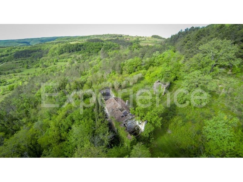 Grožnjan, tenuta 100.000 m² con casa, zona edificabile e vista