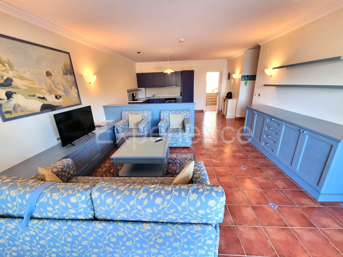 Crveni vrh - appartamento con spaziosa terrazza, VISTA MARE!