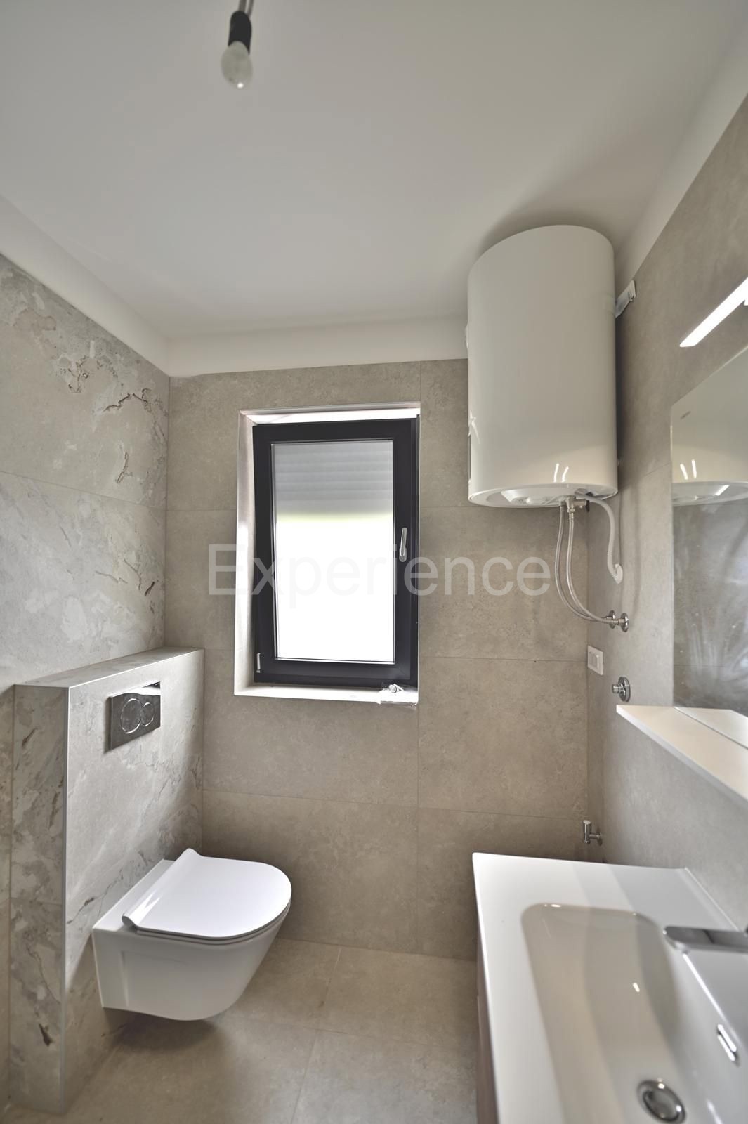 ISTRIA! Umago - cca. 2 km dal mare, appartamento in un edificio di nuova costruzione