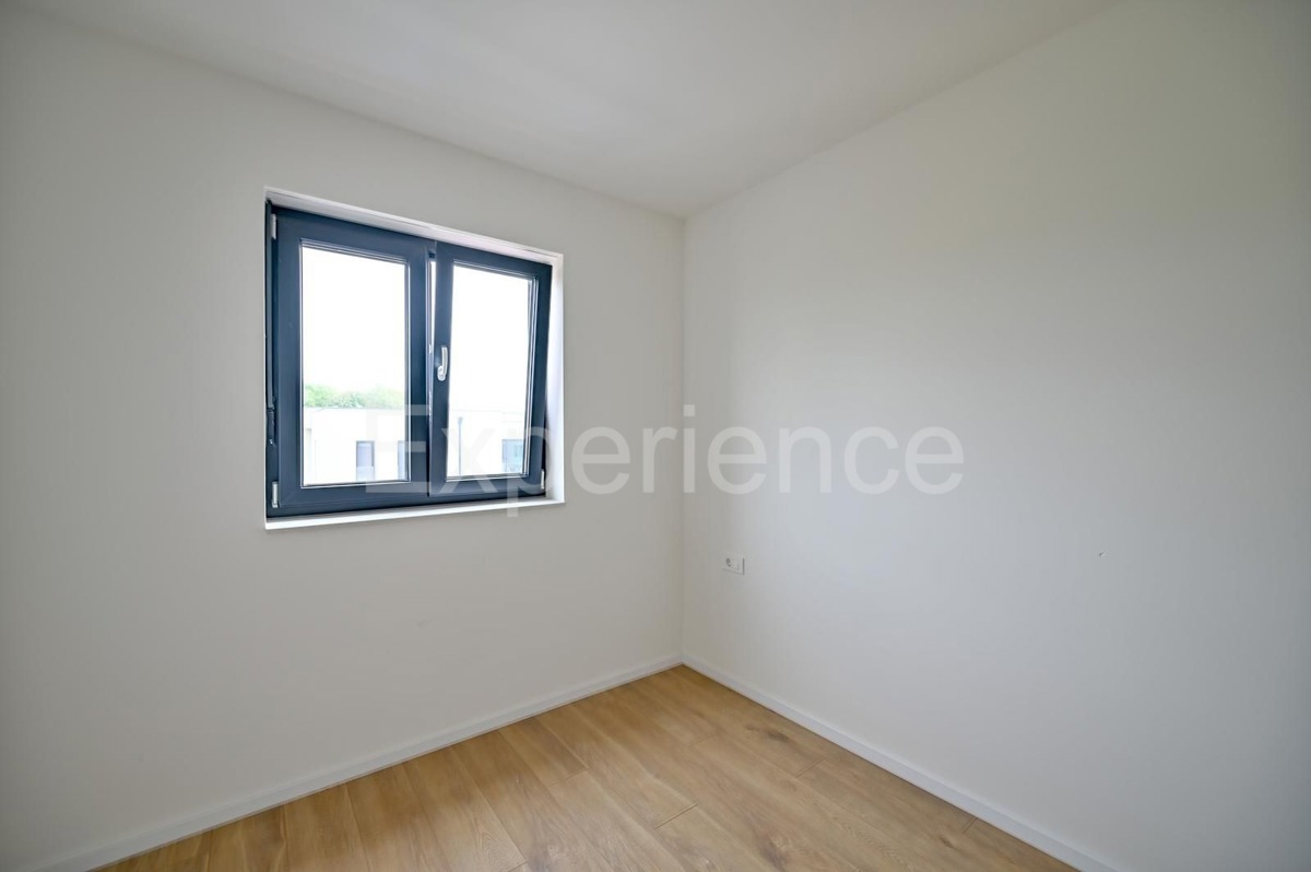 ISTRIA! Umago - cca. 2 km dal mare, appartamento in un edificio di nuova costruzione