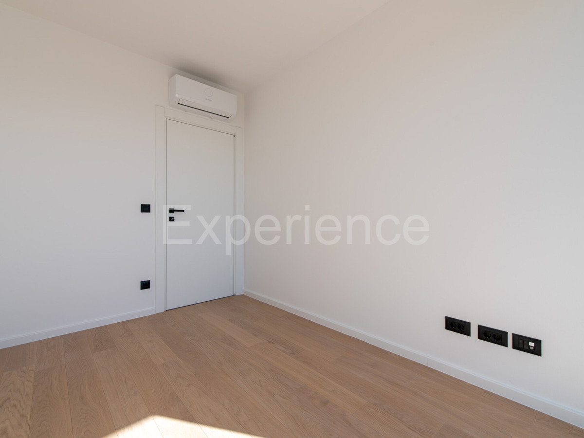 ISTRIA, Umago - appartamento in un nuovo edificio, 3 camere da letto, 3. piano, ASCENSORE, garage!