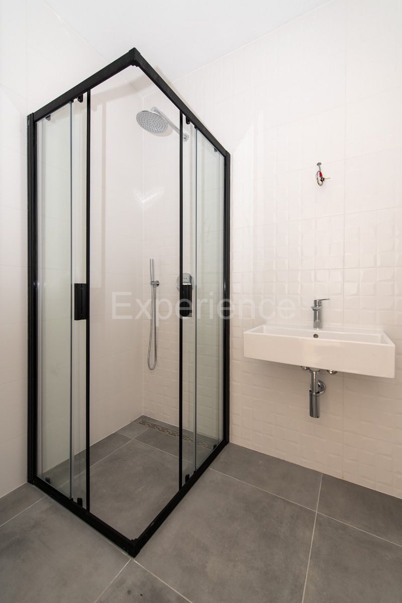 ISTRIA, Umago - appartamento in un nuovo edificio, 3 camere da letto, 3. piano, ASCENSORE, garage!