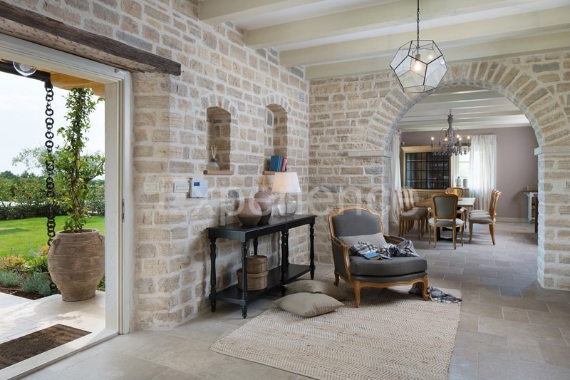 Sv. Lovreč, villa di lusso vista mare con campo da tennis