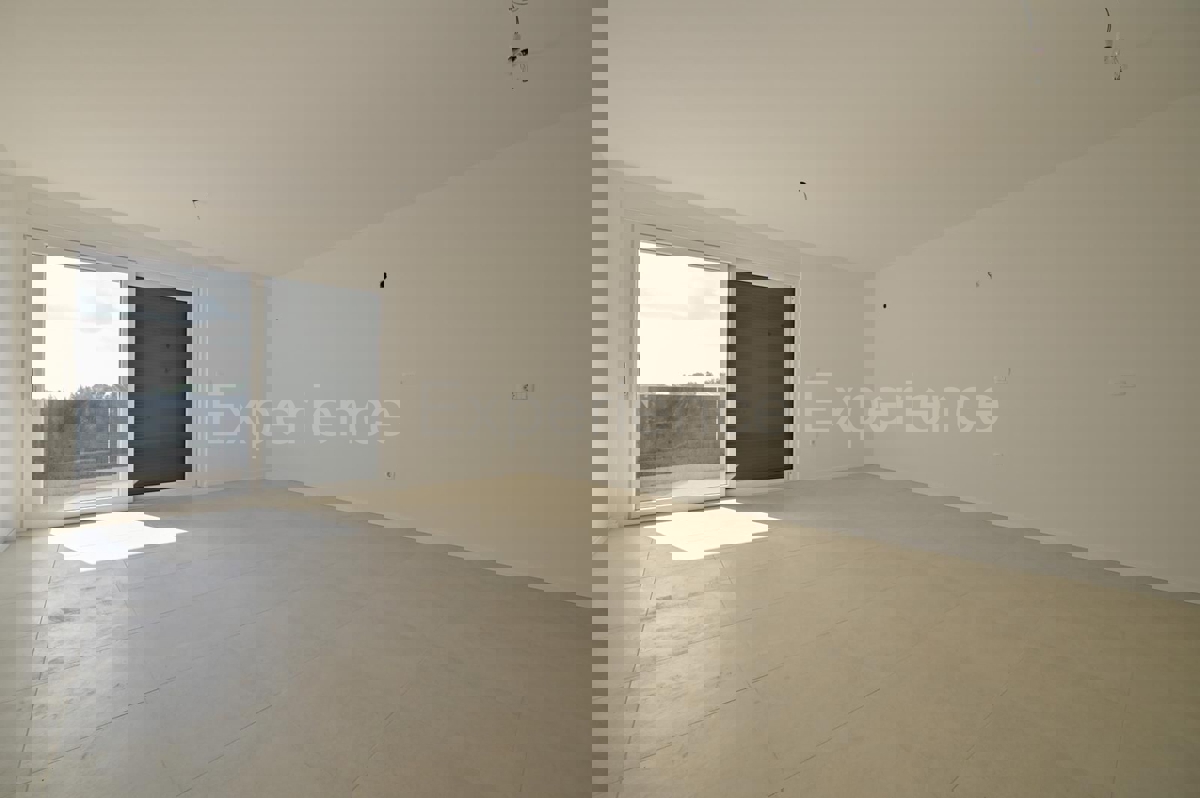 Vabriga - appartamento in un nuovo edificio, 2. piano, ASCENSORE!