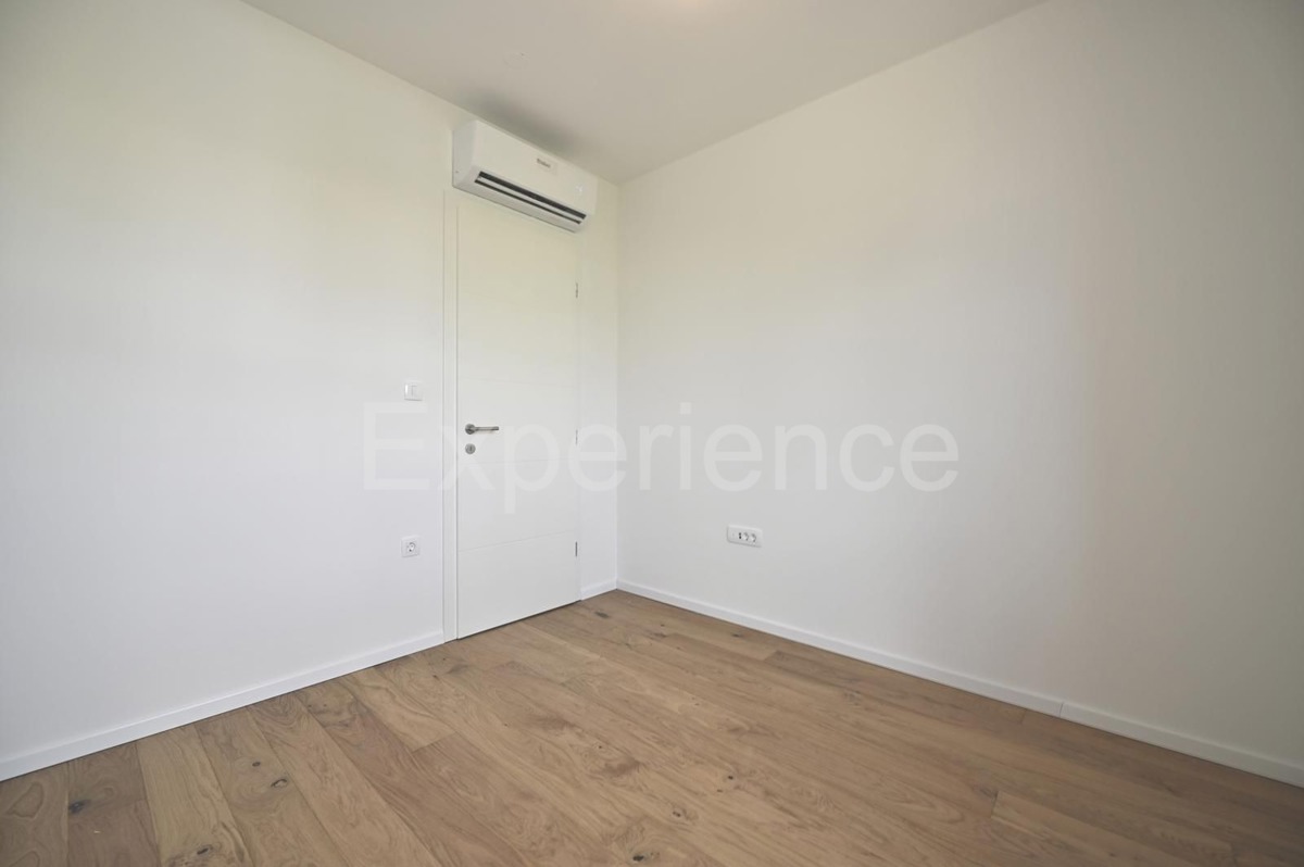 Vabriga - appartamento in un nuovo edificio, 2. piano, ASCENSORE!