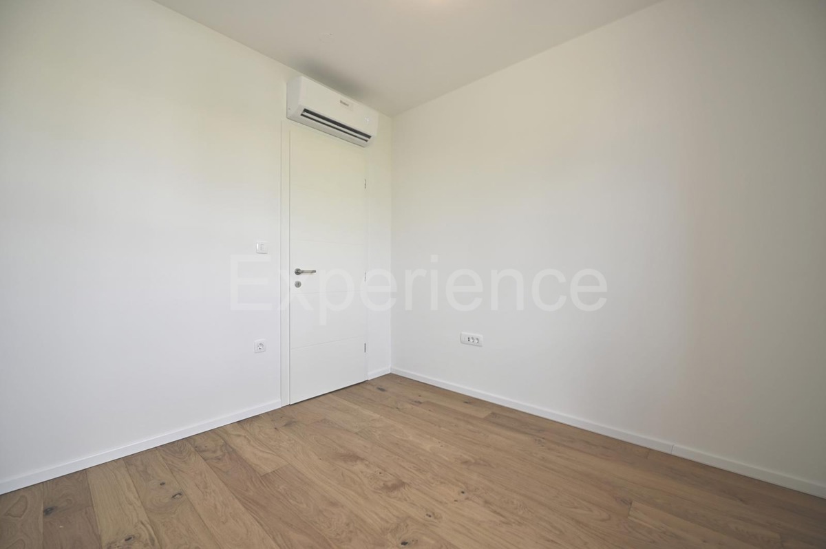 Vabriga - appartamento in un nuovo edificio, 2. piano, ASCENSORE!