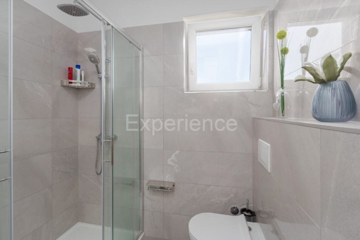 Vicino a Parenzo - a 3 km dal mare, villa con piscina!