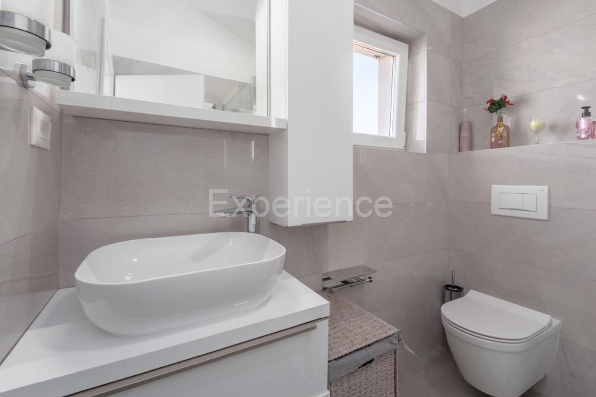 Vicino a Parenzo - a 3 km dal mare, villa con piscina!