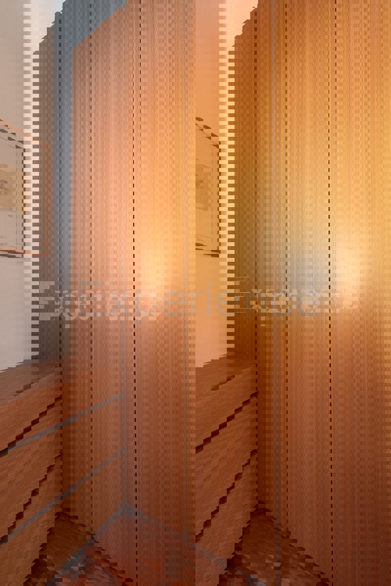 Nelle vicinanze di Parenzo - 1.000 m dal mare, villa mediterranea con piscina!