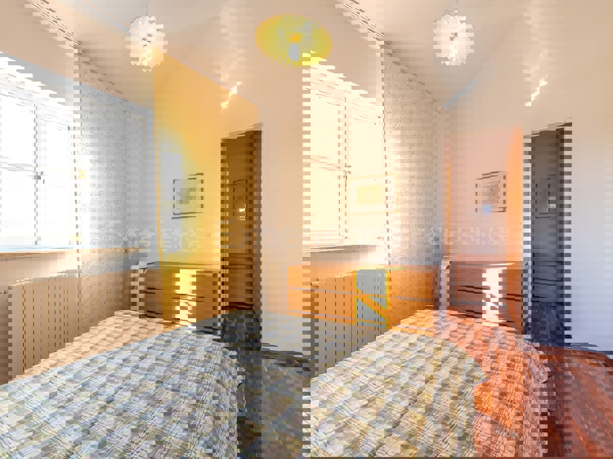 Nelle vicinanze di Parenzo - 1.000 m dal mare, villa mediterranea con piscina!