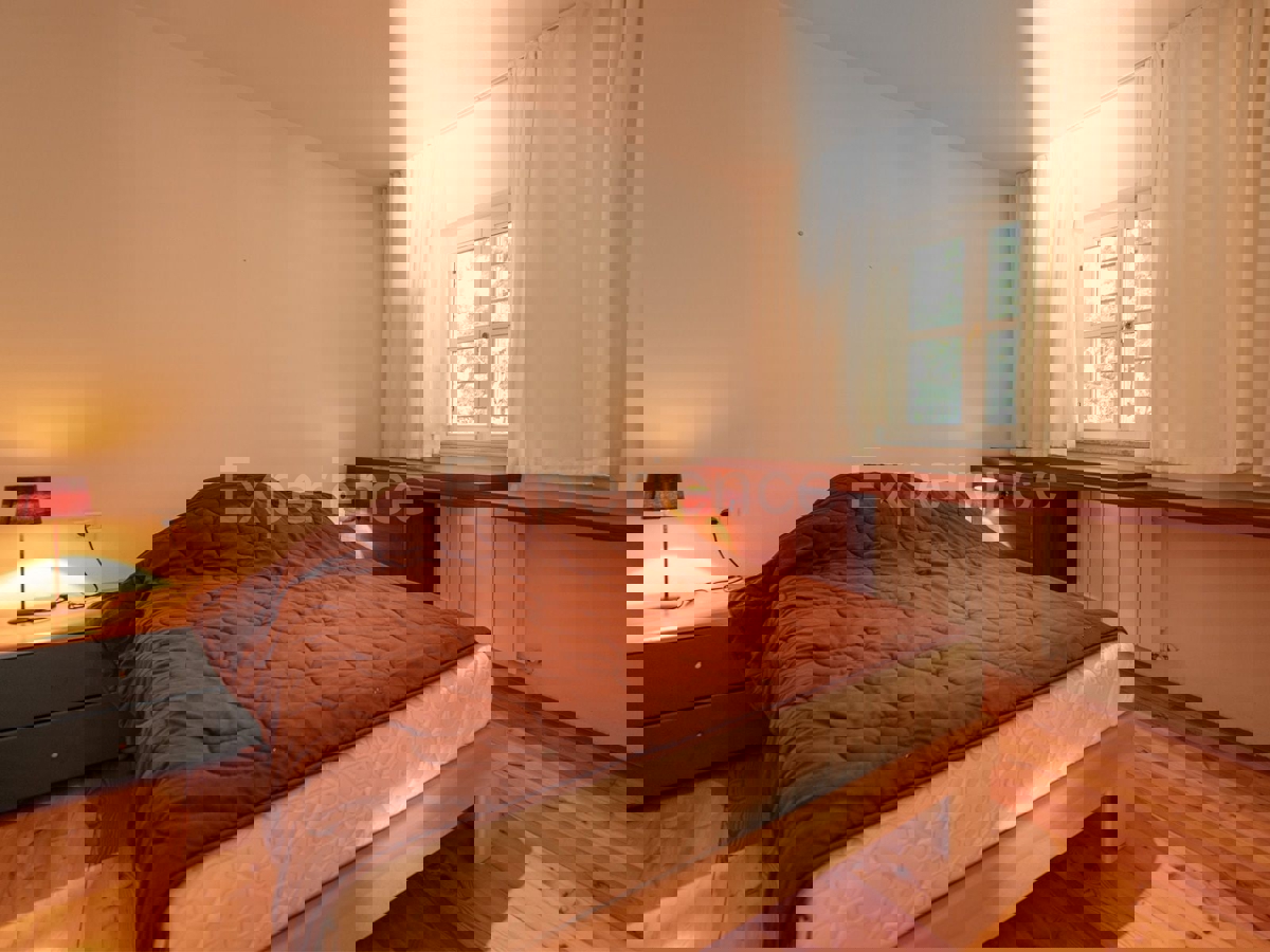 Nelle vicinanze di Parenzo - 1.000 m dal mare, villa mediterranea con piscina!