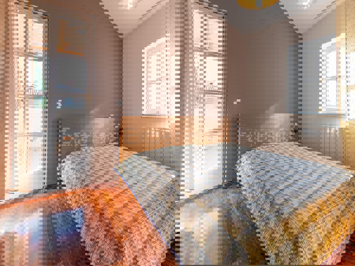 Nelle vicinanze di Parenzo - 1.000 m dal mare, villa mediterranea con piscina!